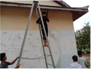 Anschluss an die Stromversorgung unserer Schule in Kandieng